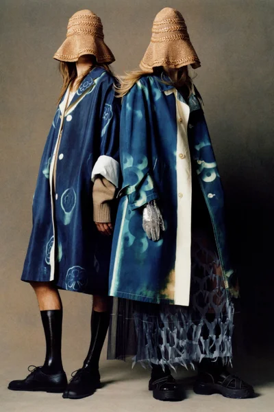 Look 3